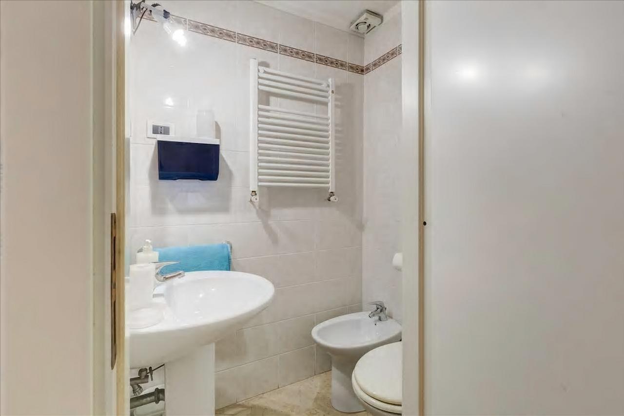 Holiday Jeans Apartment Roma Ngoại thất bức ảnh