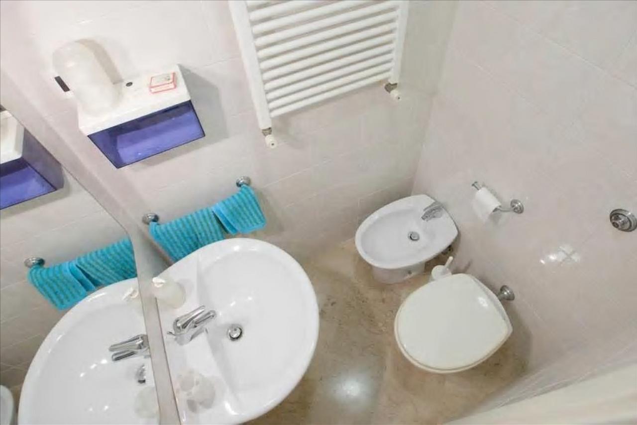 Holiday Jeans Apartment Roma Ngoại thất bức ảnh